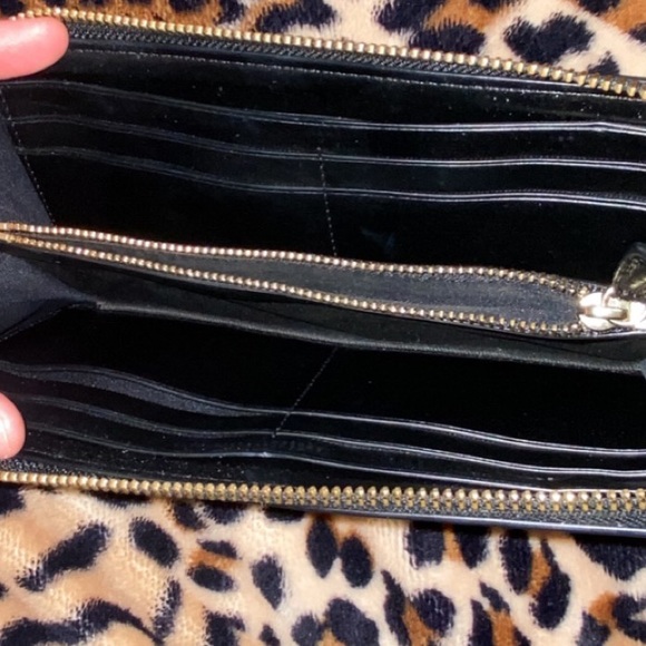 Black Coach Wallet - Picture 4 of 4